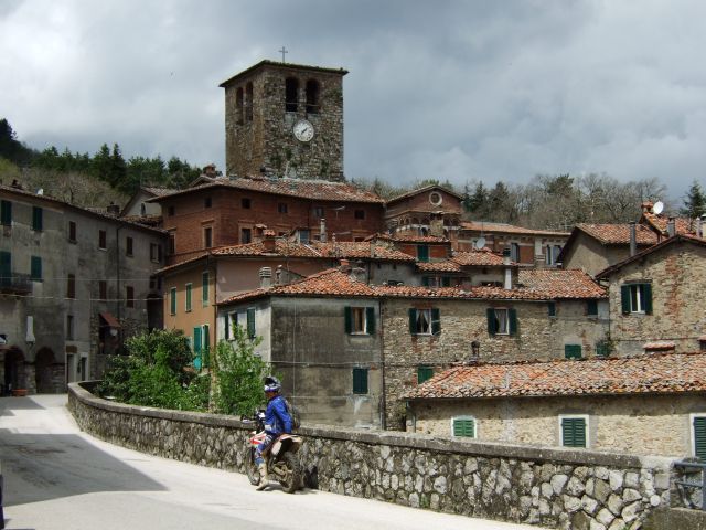Motorradstopp in Montieri